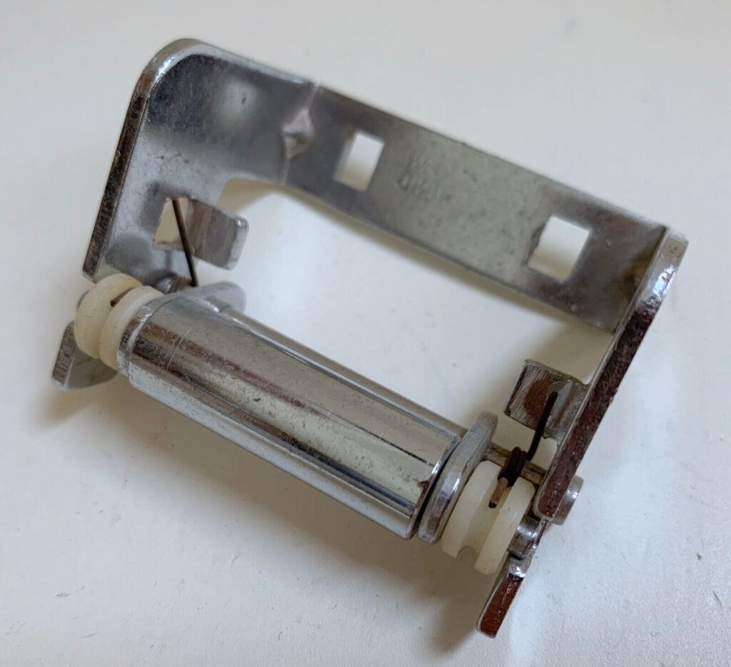 Tama ArtWood MasterCraft snare wire extender roller